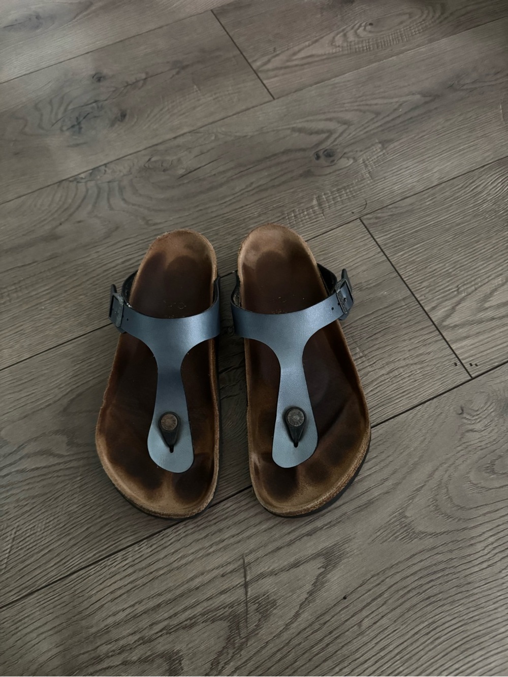 Birkenstock Women’s Thong Sandal Metallic Blue Size 38/7 US GUC